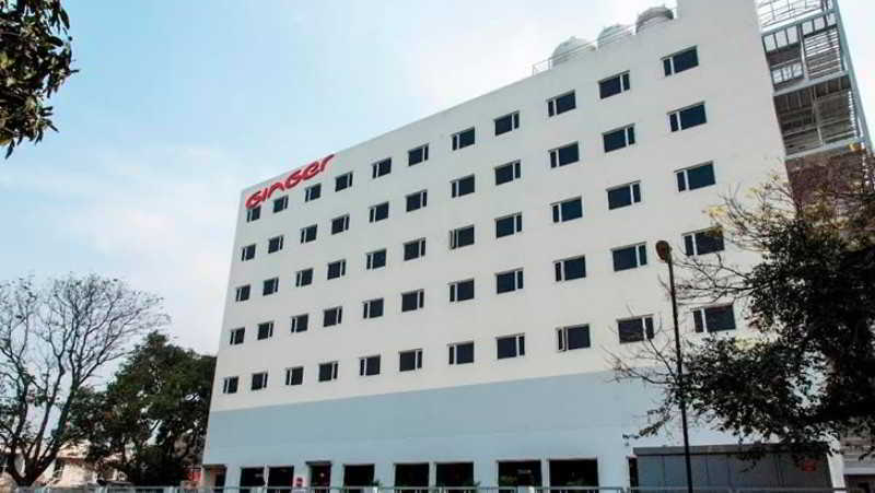 Red Fox Hotel, Chandigarh Bagian luar foto